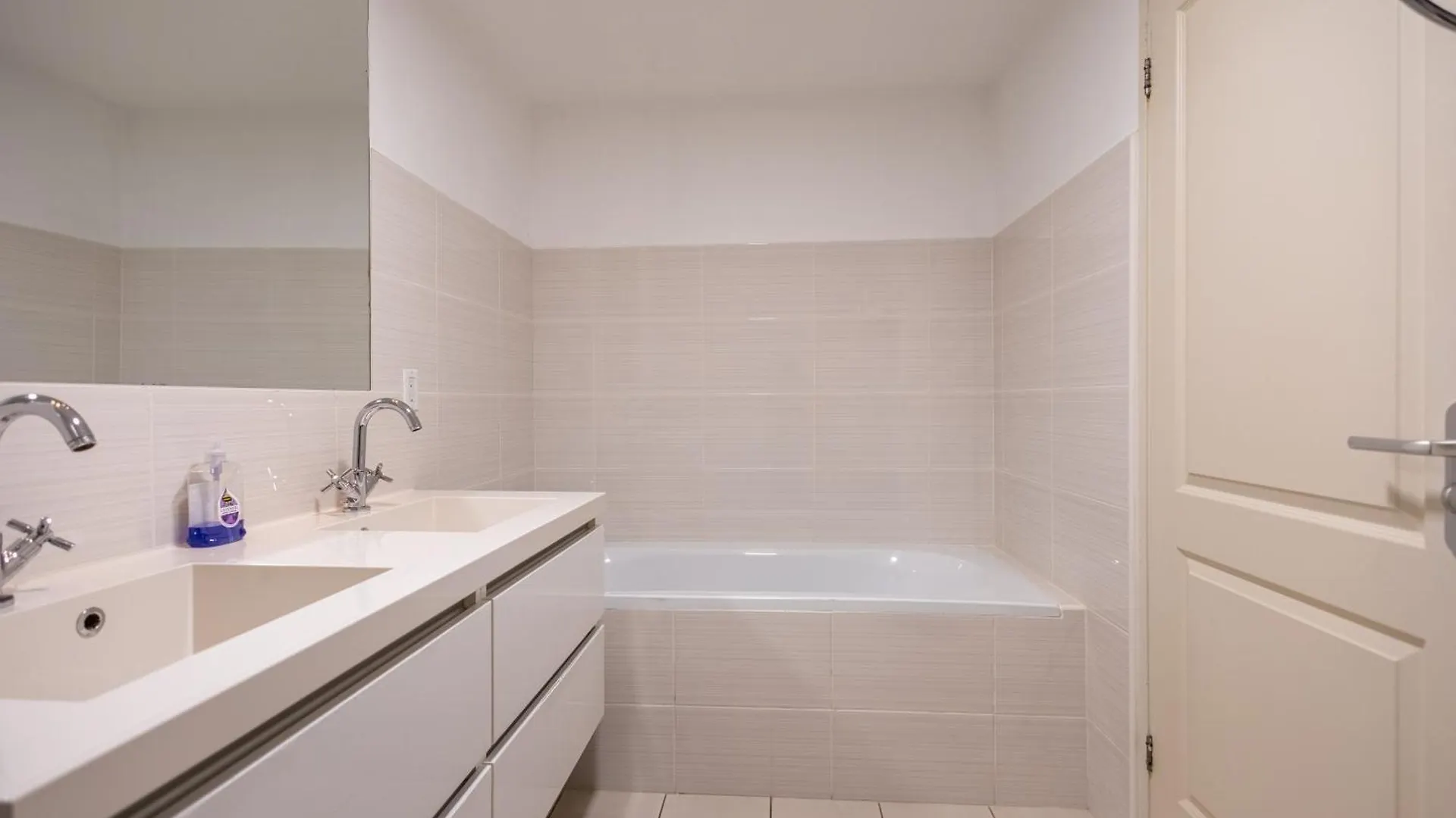 公寓 Appartement Flamboyan Op Ocean Resort, Mambo Curacao 威廉斯塔德